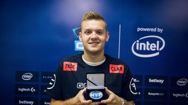 Vitality 荣获 IEM Dallas 2025 冠军 — 第 30 次胜利和第 6 次连续夺冠